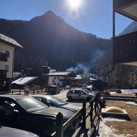 Apartmán Ampio Monolocale In Centro Champoluc Exteriér fotografie